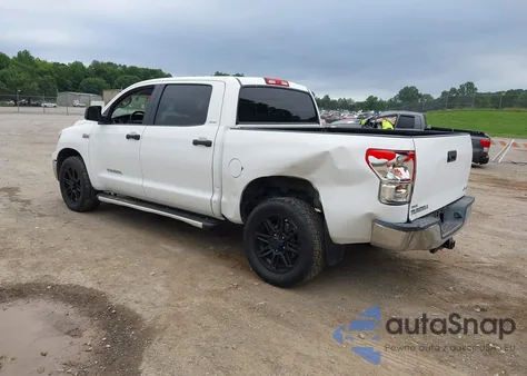 2012 Toyota Tundra Grade 5.7L V8 из США, поврежденный, VIN 5TFDW5F10CX261167